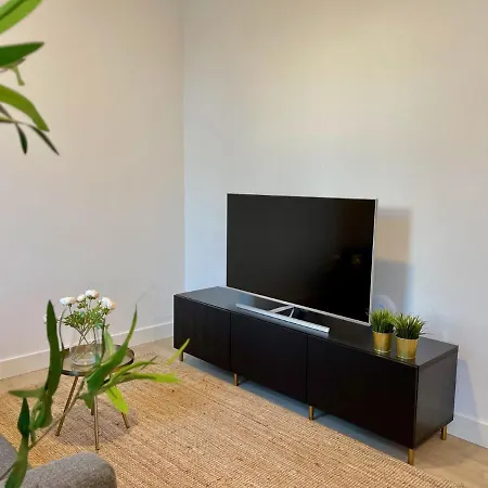 Engaged 1 Bedroom 50m2 -ss177e- *